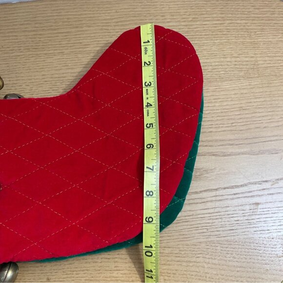 Vtg Velvet Quilted Christmas Stockings Red Green Jingle Bells Gold Trim Set of 2 - Picture 4 of 5